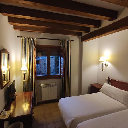 Hostal Posada La Panadera Sepúlveda Eksteriør bilde