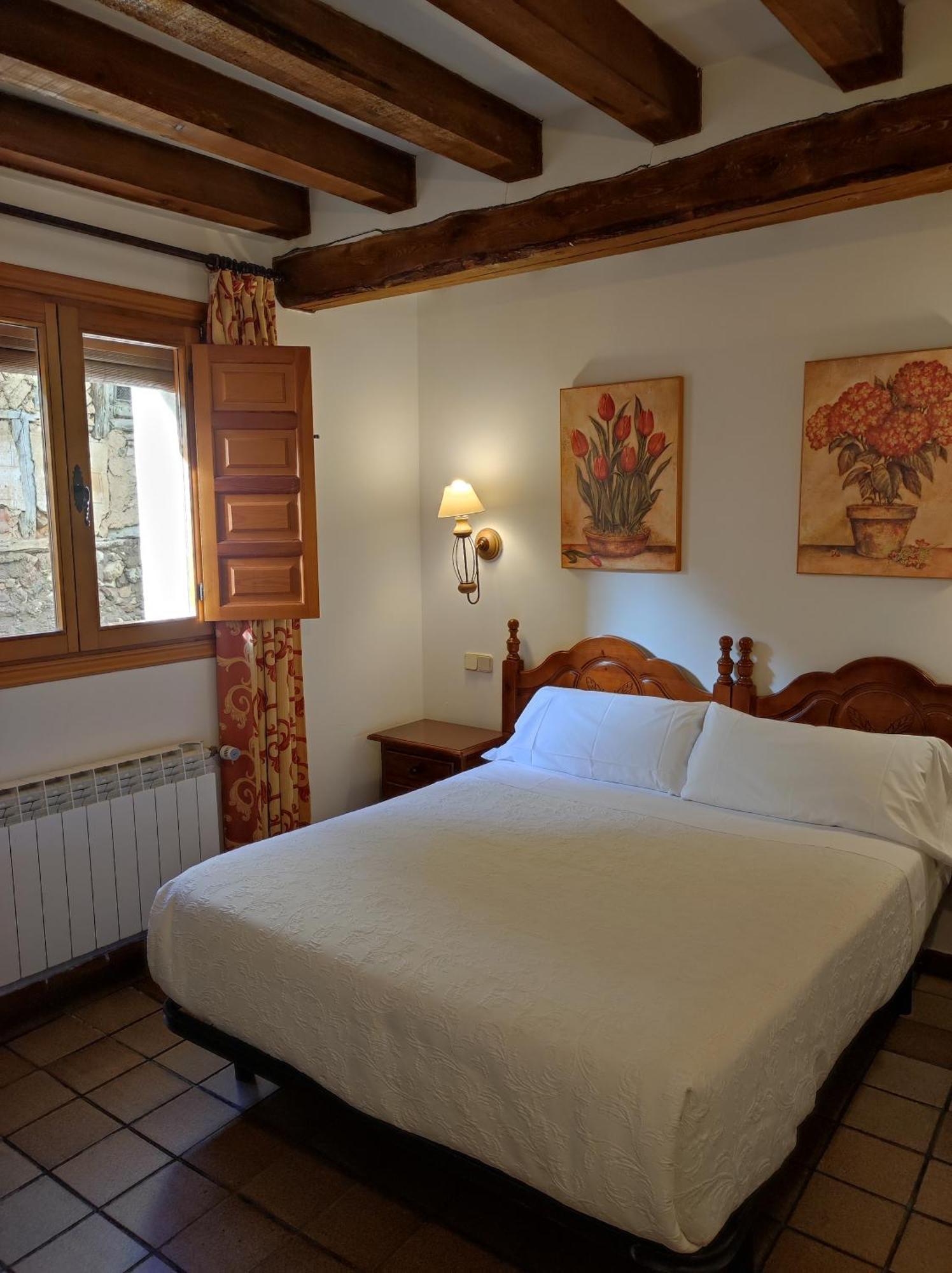 Hostal Posada La Panadera Sepúlveda Eksteriør bilde