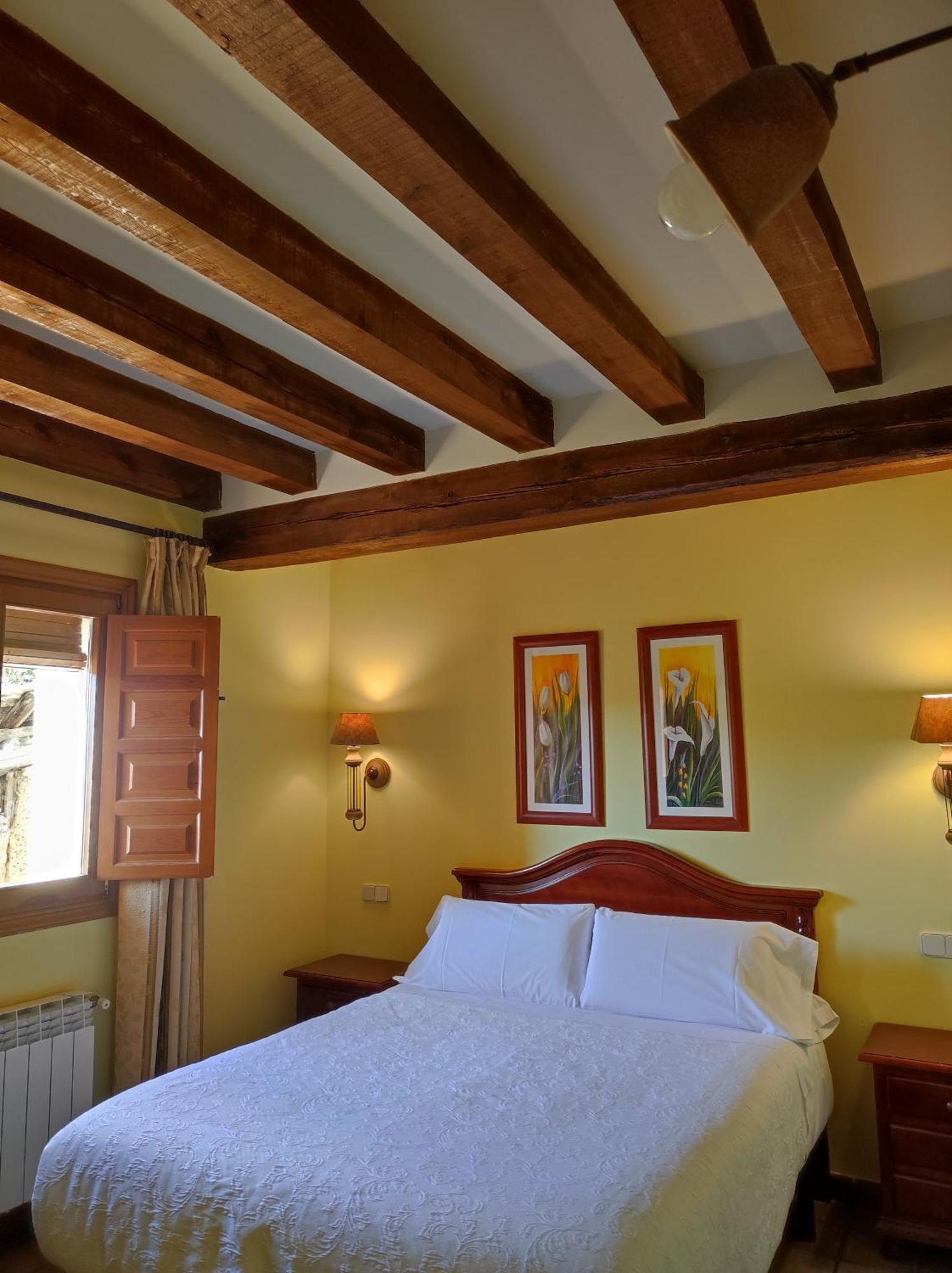 Hostal Posada La Panadera Sepúlveda Eksteriør bilde