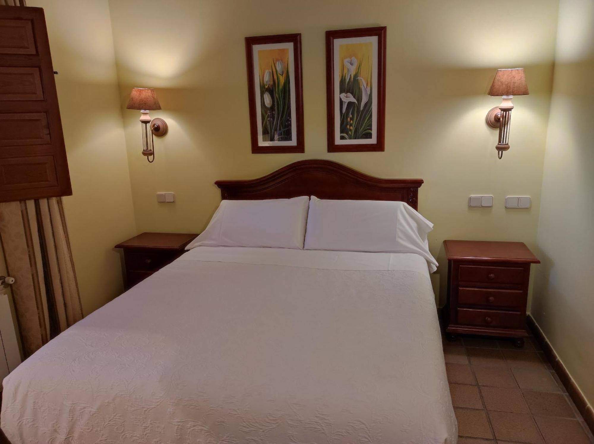 Hostal Posada La Panadera Sepúlveda Eksteriør bilde