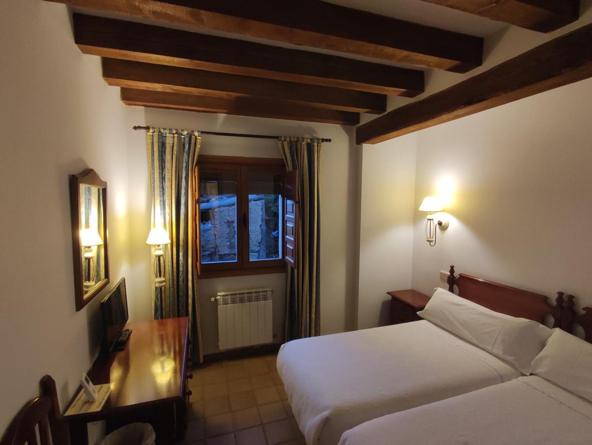 Hostal Posada La Panadera Sepúlveda Eksteriør bilde