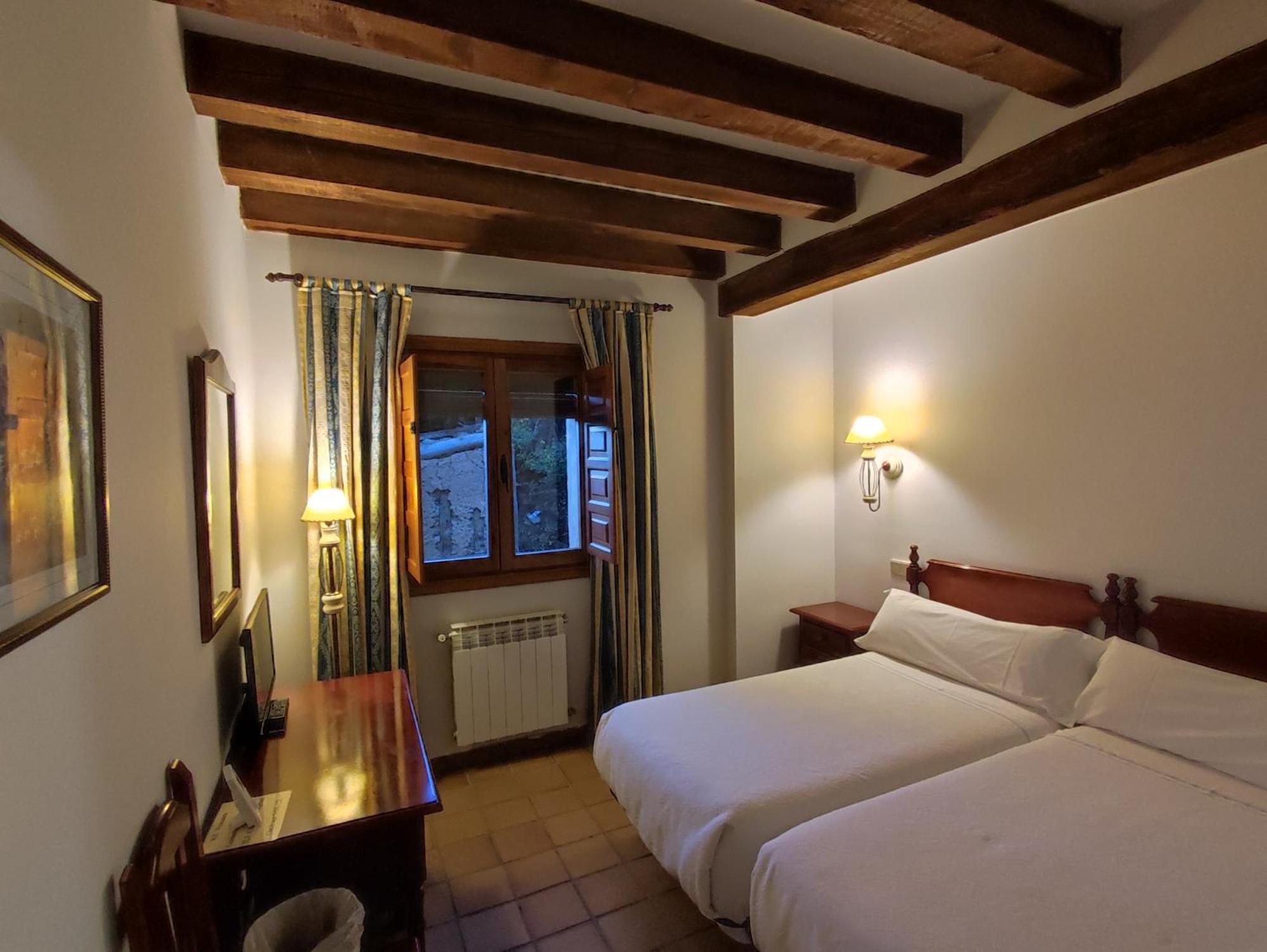 Hostal Posada La Panadera Sepúlveda Eksteriør bilde