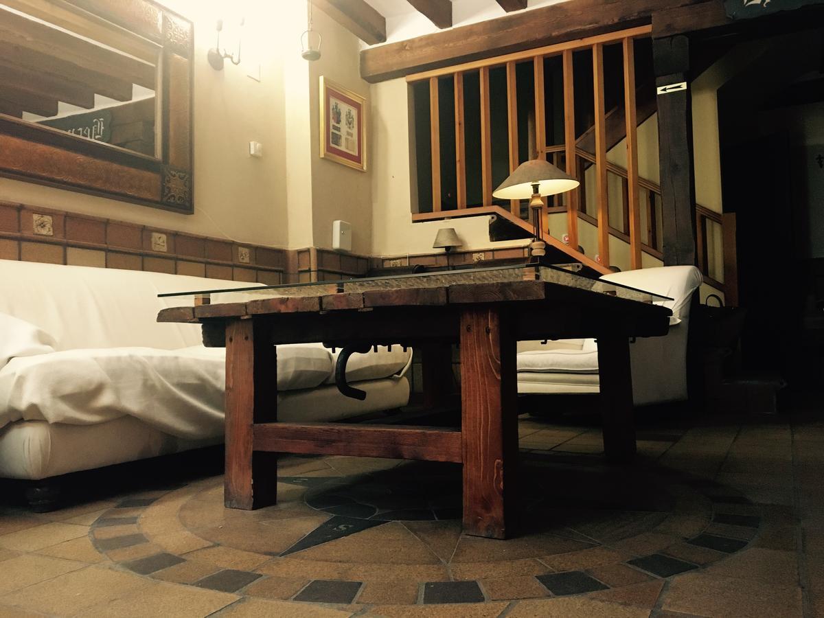 Hostal Posada La Panadera Sepúlveda Eksteriør bilde
